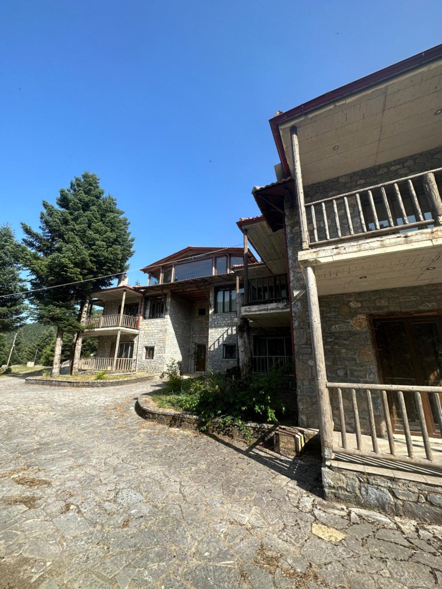 Villazia The Highest Kardharás Exterior photo